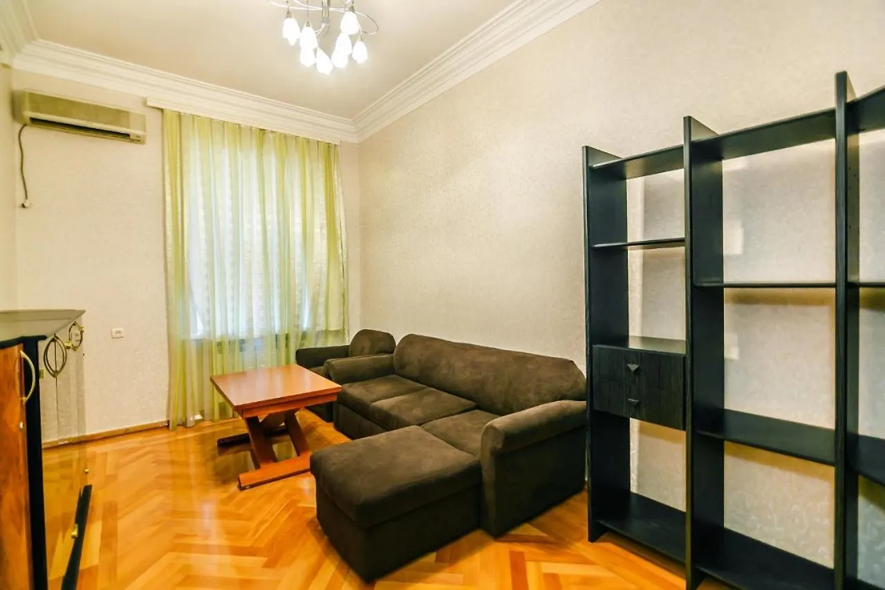 Ross Apartment Baku 0*,