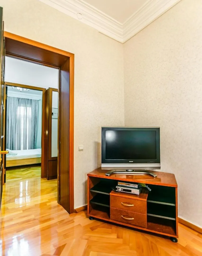 Ross Apartment Baku 0*,