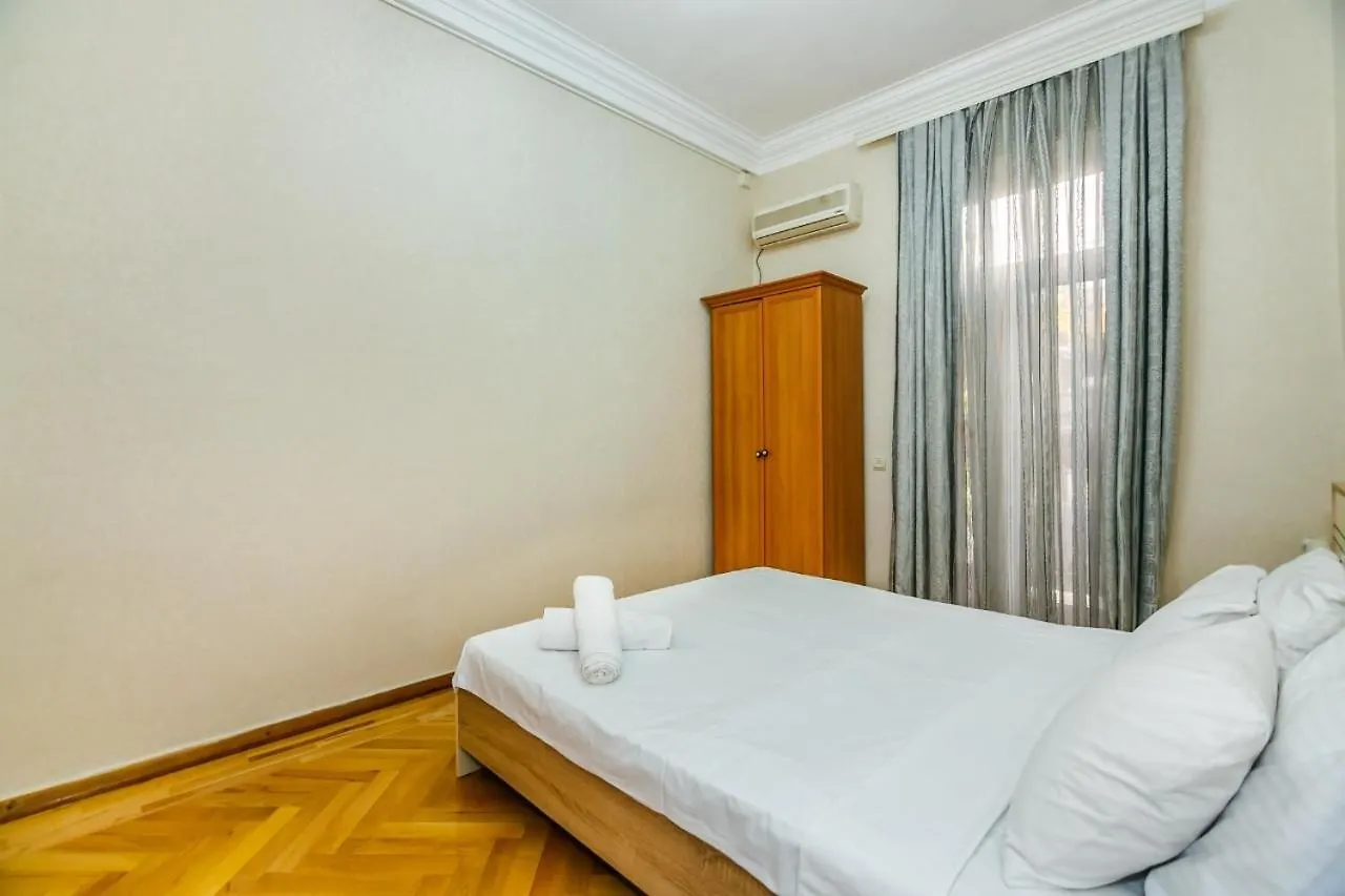 Ross Apartment Baku