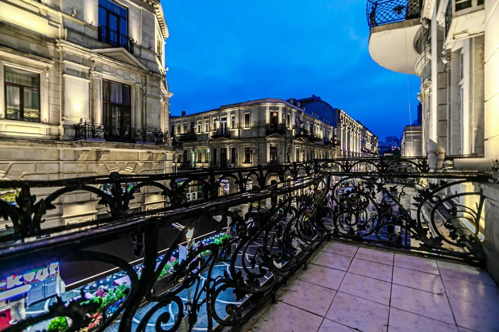 Ross Apartment Baku Azerbaijan